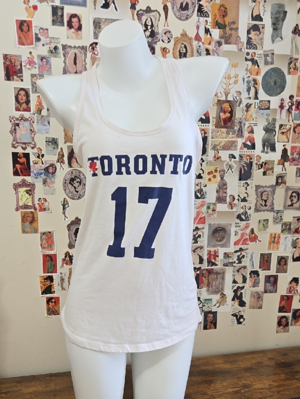 Toronto 17 White Athletic Racerback Tank Top Sports Jersey Style Sz M
